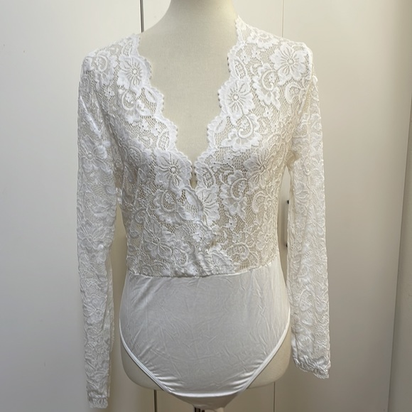 New‎ without tags lacy bodysuit size XL white - Picture 2 of 13
